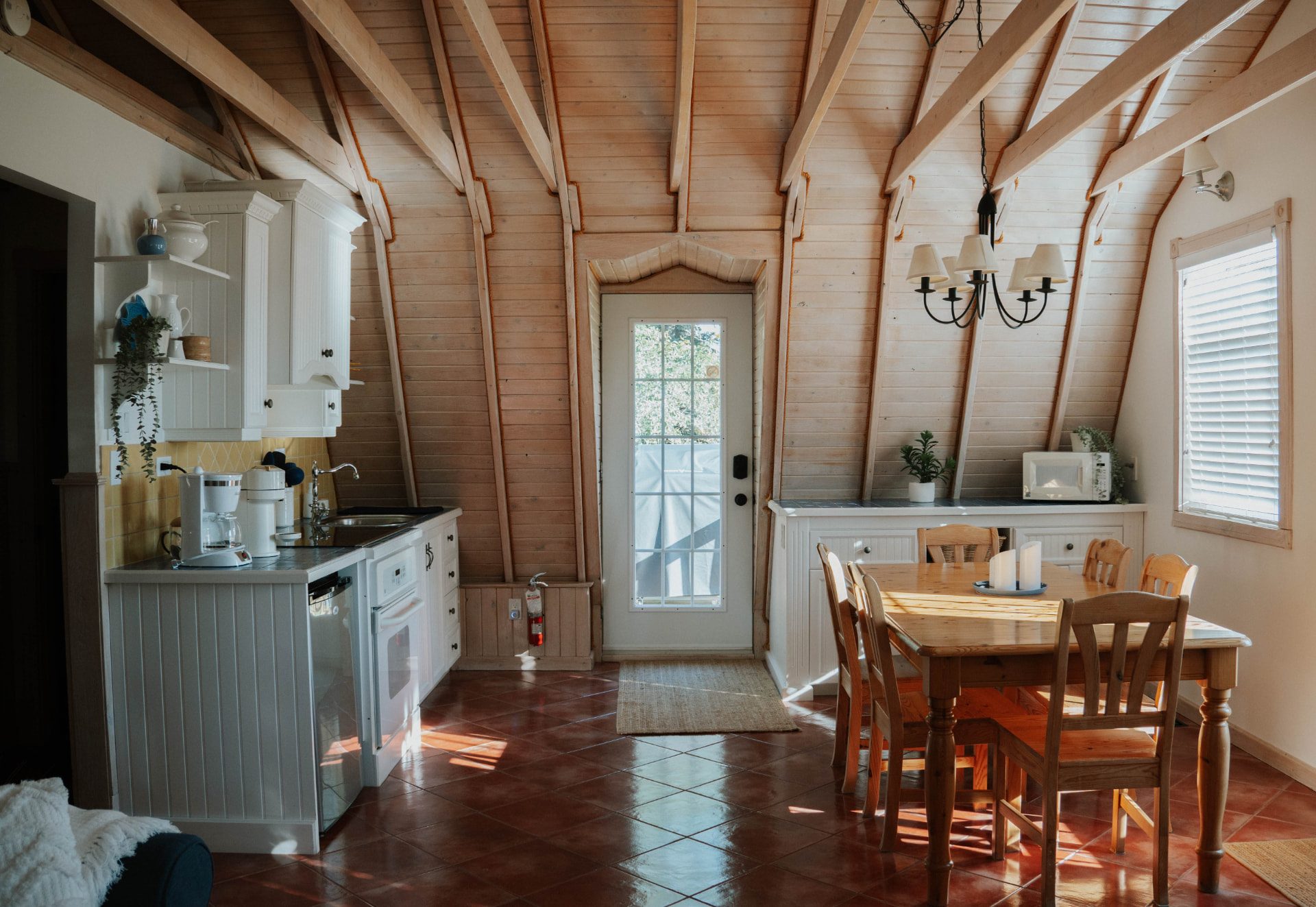 Cuisine et coin repas du chalet