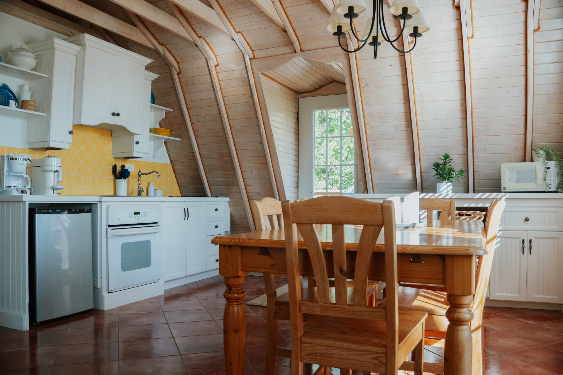 Cuisine et salle à manger du chalet